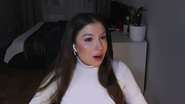 Snapshot of Eva_Chris chatting on October 10, 5:07 pm Eva Chris online show from October 10, 5:07 pm