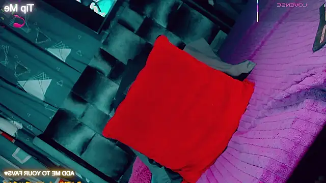 CharlotteBigCock online show from January 15, 2:56 pm