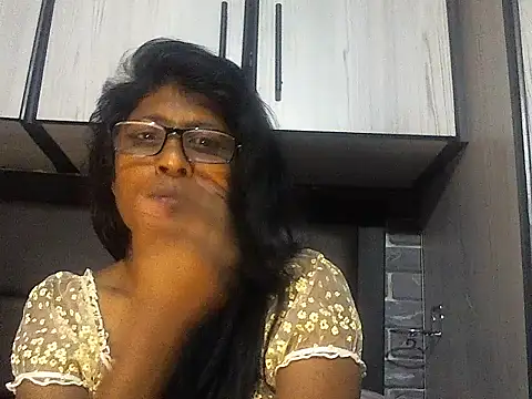 MsAttitude online show from September 12, 2:02 pm