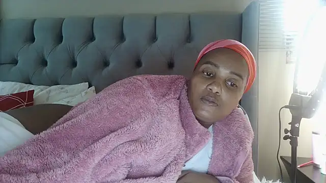 Charlie-Crawford online show from April 22, 2:25 pm