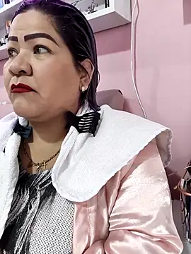 Dalessa Bigtits online show from April 1, 9:01 pm