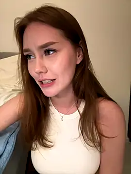 Snapshot of MeowSophie chatting on October 9, 4:11 pm MeowSophie online show from October 9, 4:11 pm