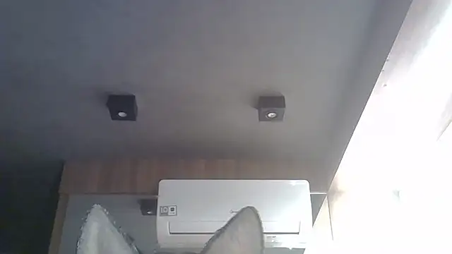 Skinny-Kitten online show from January 8, 11:20 pm