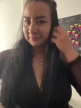 Snapshot of Abril_Luv chatting on September 16, 1:08 pm Abril Luv online show from September 16, 1:08 pm