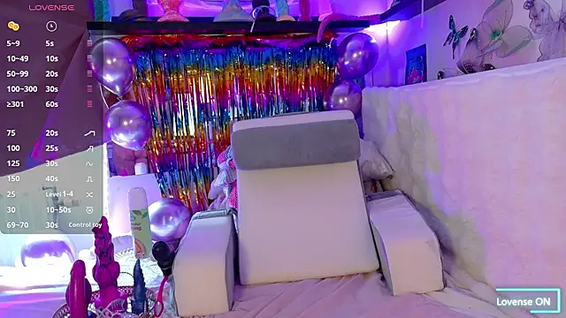 FluffyRainbowKity online show from July 5, 8:31 am