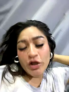 Snapshot of LuceroRm chatting on September 27, 4:41 am LuceroRm online show from September 27, 4:41 am