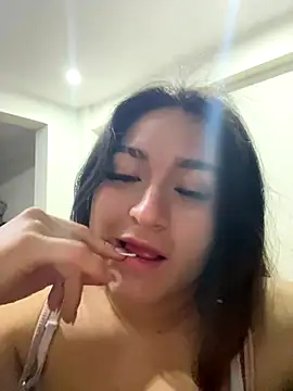 Snapshot of LuceroRm chatting on October 7, 3:22 am LuceroRm online show from October 7, 3:22 am