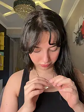 Tasty Nora online show from April 2, 4:10 am