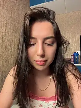 Tasty Nora online show from July 4, 5:20 pm