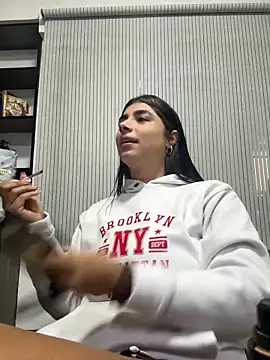 ZiaCalifa online show from December 22, 12:41 pm