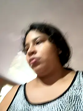 moncerrat luna online show from November 22, 4:20 pm