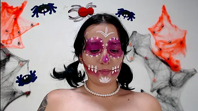 Snapshot of Sisirojas chatting on October 14, 8:33 pm Sisirojas online show from October 14, 8:33 pm