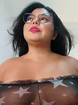 kiara-evans02 online show from July 17, 1:43 am