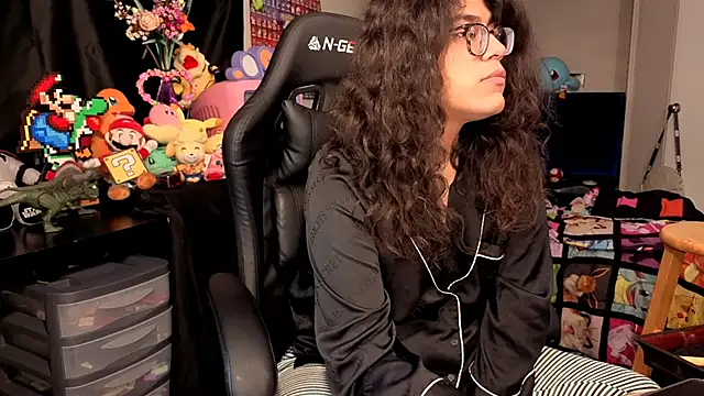 ShinyCherub online show from November 4, 5:07 pm