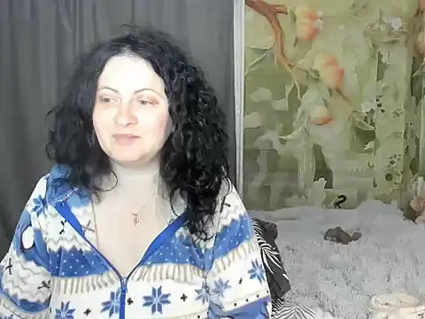 Lillian2 online show from November 2, 9:18 pm