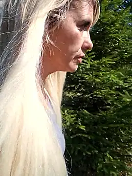 Sexy Sparkling  online show from April 22, 12:46 pm