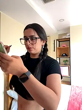 Snapshot of Nicollemays chatting on September 18, 4:16 pm Nicollemays online show from September 18, 4:16 pm