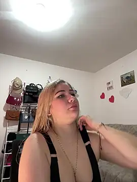 Celestedubois online show from June 5, 9:54 pm