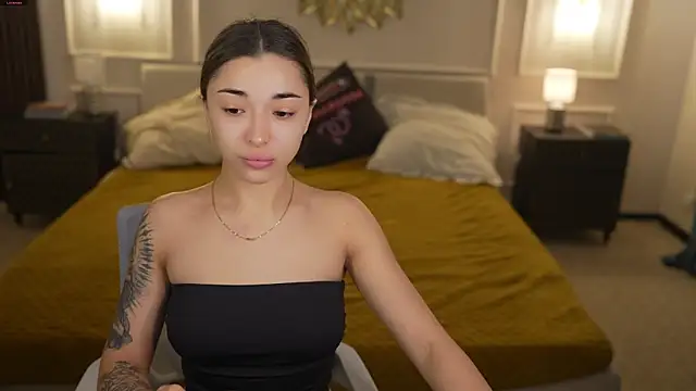 Jasmine Flow online show from March 22, 8:31 am