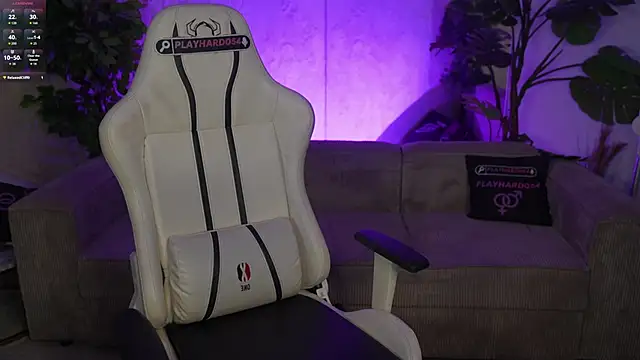 Jasmine Flow online show from March 7, 8:10 am