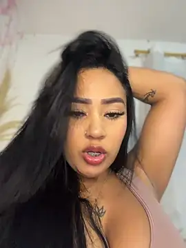 Luisa Fernandaa online show from July 7, 3:31 am