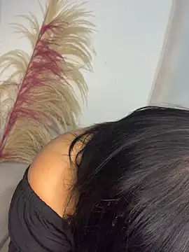 Luisa Fernandaa online show from June 27, 3:40 am