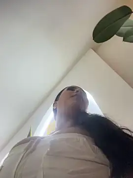Luisa Fernandaa online show from June 18, 12:34 am