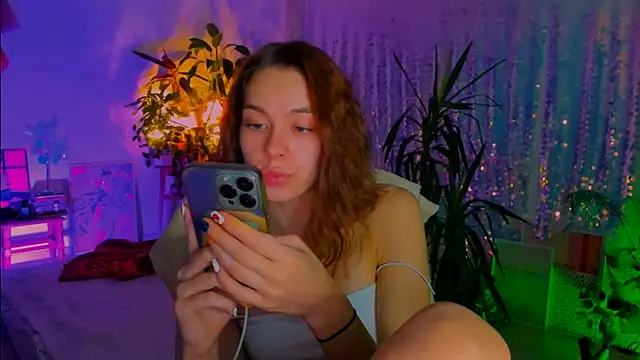 poli   online show from November 9, 8:49 pm