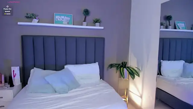 valeria acosta  online show from March 21, 8:19 am