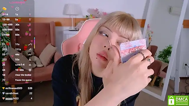 Grace and  Jacob online show from October 22, 2:11 pm