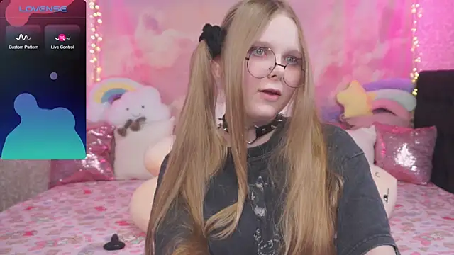 minx g1rl online show from January 17, 8:33 am