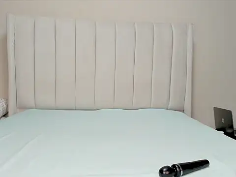  heavenlysent online show from October 25, 4:31 am