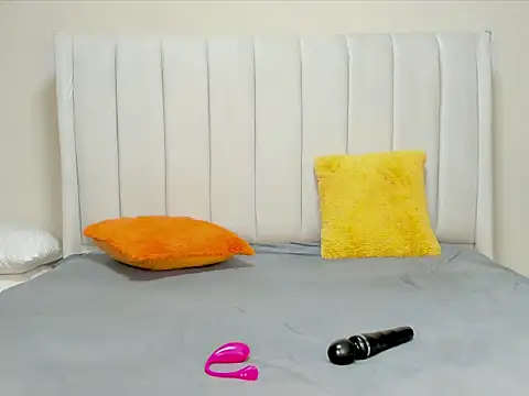  heavenlysent online show from September 23, 3:59 am