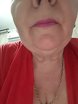 EffectFiona online show from June 3, 10:59 pm