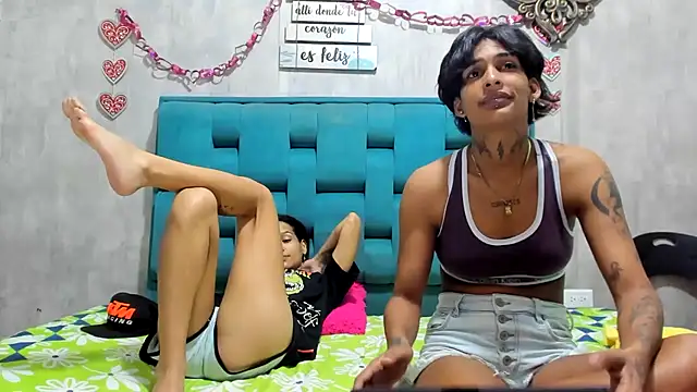 chicamir22 online show from November 8, 8:03 pm