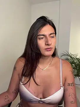 ari artis online show from July 24, 9:22 pm