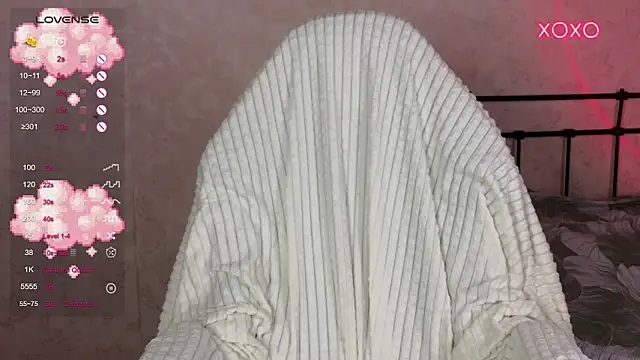 lil luna x online show from September 19, 9:03 pm