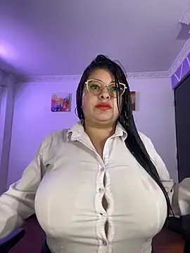 MiiaaJoness online show from December 2, 3:36 pm