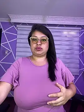 MiiaaJoness online show from March 27, 4:30 pm