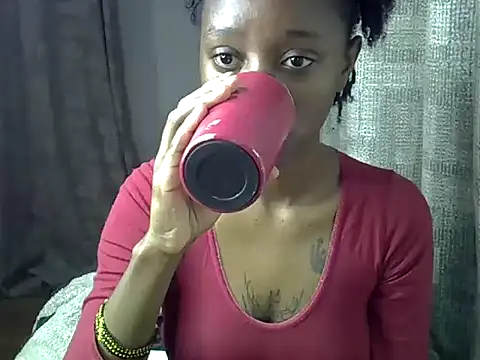 Snapshot of Enkarxx chatting on October 6, 7:51 pm Enkarxx online show from October 6, 7:51 pm