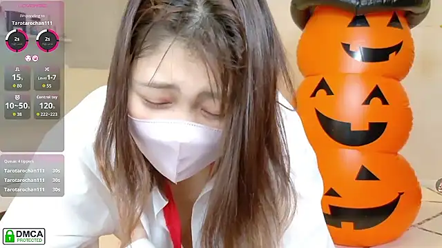 Snapshot of SUZU_ chatting on October 1, 1:38 pm SUZU online show from October 1, 1:38 pm