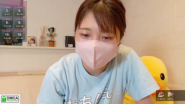 Snapshot of SUZU_ chatting on September 30, 1:28 pm SUZU online show from September 30, 1:28 pm