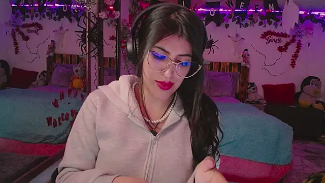 Snapshot of azahar__ziiz chatting on October 7, 11:09 pm azahar ziiz online show from October 7, 11:09 pm