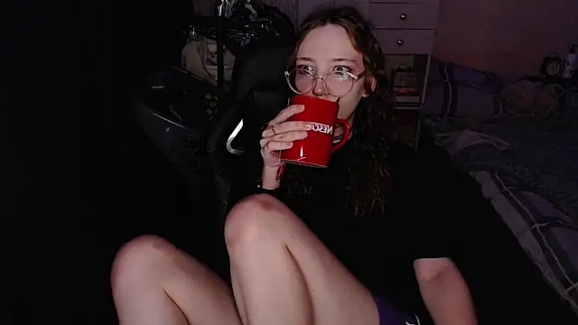 AmeliaKamishiro online show from November 16, 8:49 am