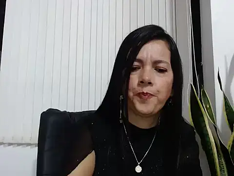 Snapshot of Alexxawinter chatting on September 22, 4:00 am Alexxawinter online show from September 22, 4:00 am