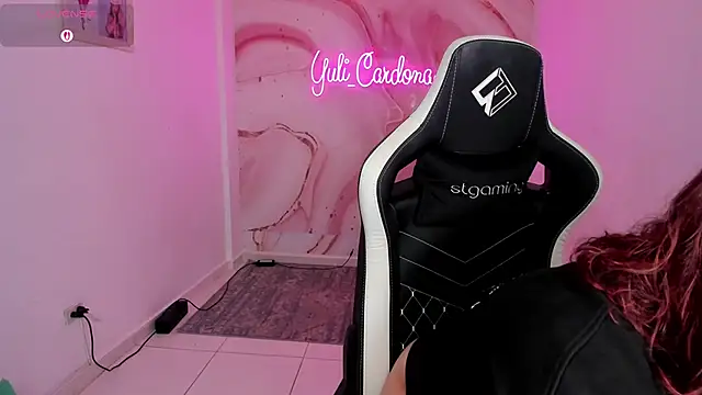 YuliCardona  online show from November 11, 6:27 pm