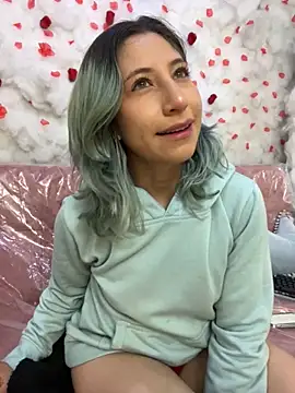 Snapshot of SkarletJhonson_ chatting on October 9, 2:21 pm SkarletJhonson online show from October 9, 2:21 pm