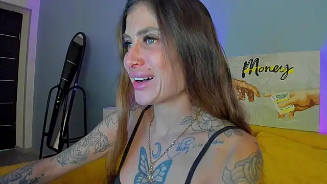 Patricia Cox online show from February 20, 6:42 pm