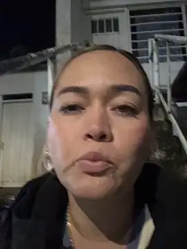 Danielavegax online show from May 8, 3:32 am
