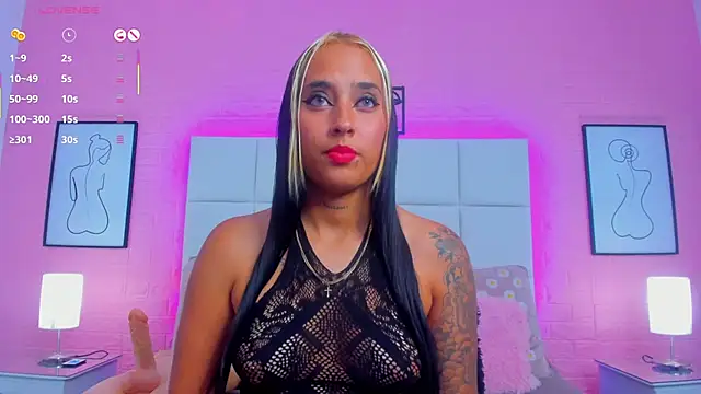 charlotte kisss online show from June 30, 5:12 pm